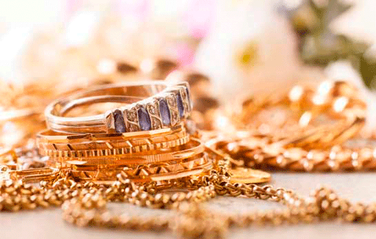 Как сдать золото в ломбард без возврата: кольцо, серьги и другие изделия издрагметалла